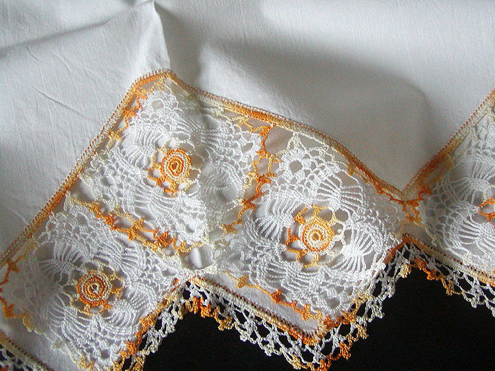 Single Vintage Pillowcase, Yellow and White Crochet Lace, Tubing